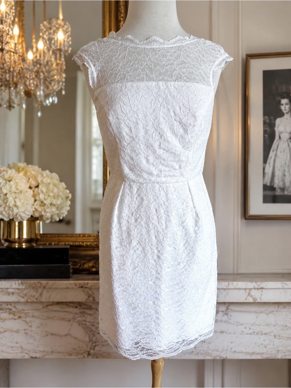 NEW Classic White Lace Sheath Dress Cap Sleeve Women’s Size 6